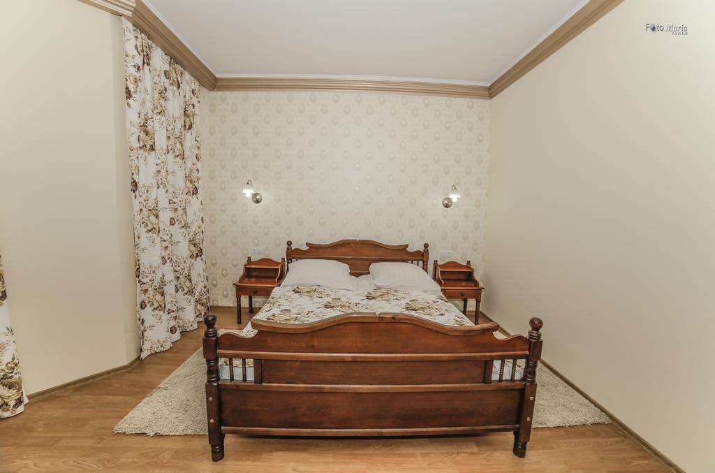 Hotel Golden Spirit Băile Herculane Room photo