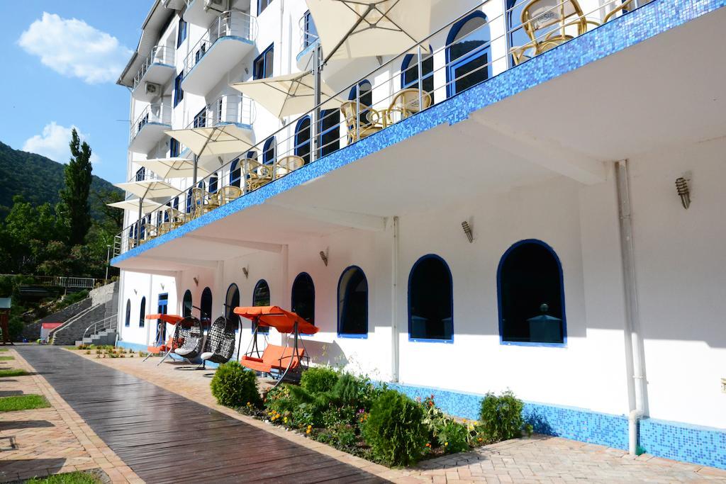 Hotel Golden Spirit Băile Herculane Exterior photo